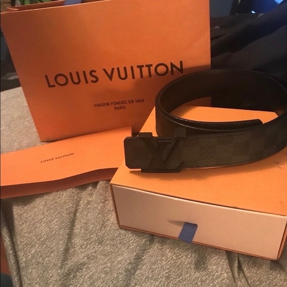 LV BELT - Picture 1 of 4